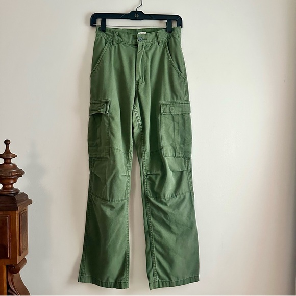 Brandy Melville Pants - John Galt Green Cargo Straight Leg Pants